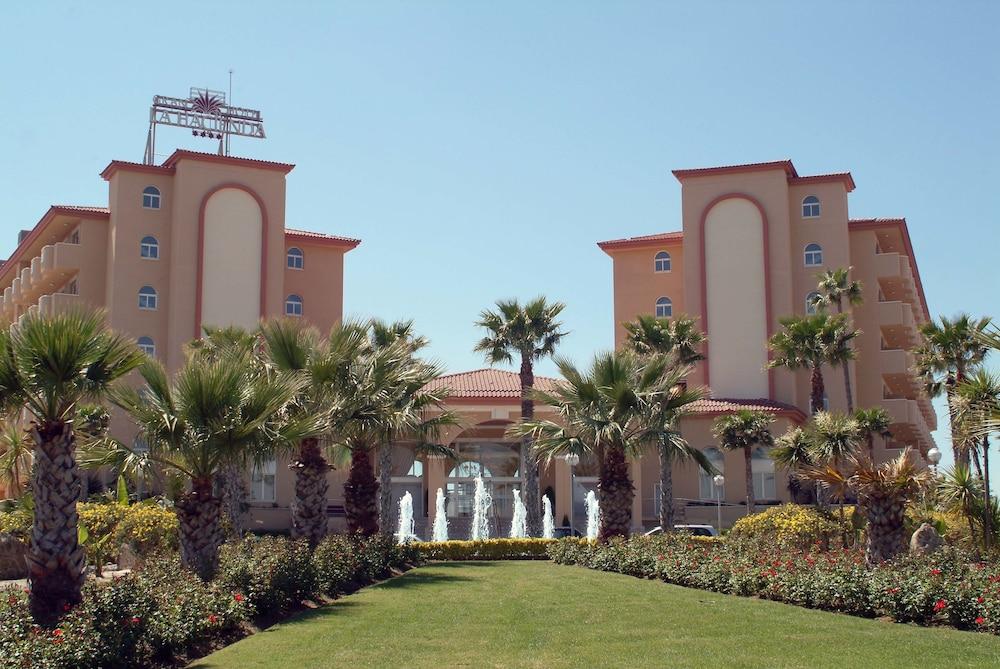 Hotel Ohtels La Hacienda La Pineda Exterior foto